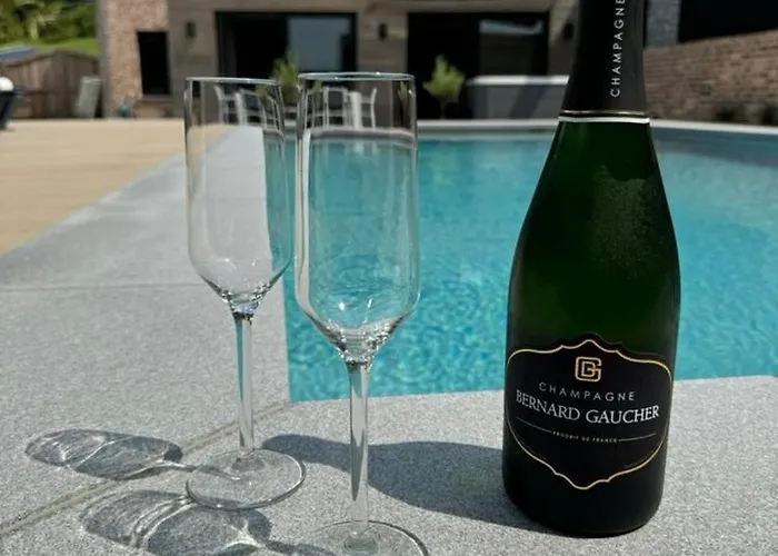 Maison T Дом отдыха *